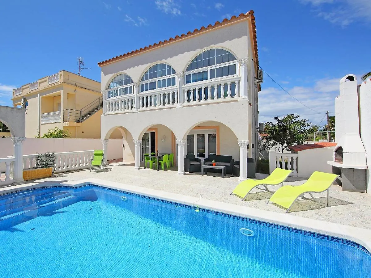 Holiday Home Requesens By Interhome Эмпуриабрава